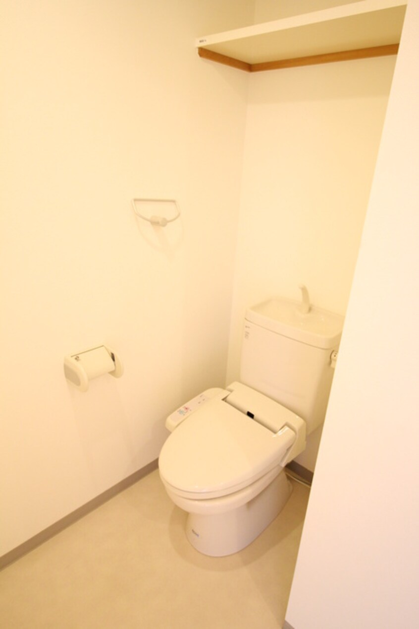 トイレ ドゥーエ江坂Ⅰ