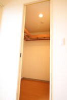 収納 ドゥーエ江坂Ⅰ