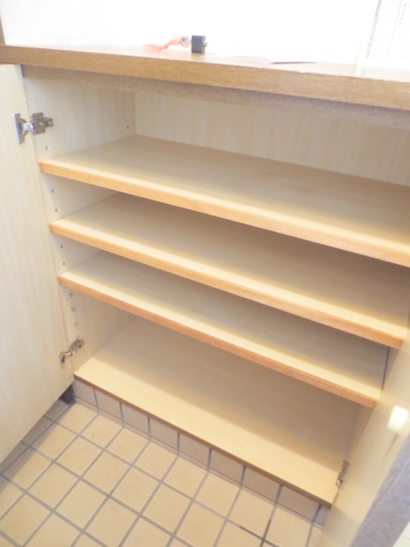 靴箱 オアシス岡本