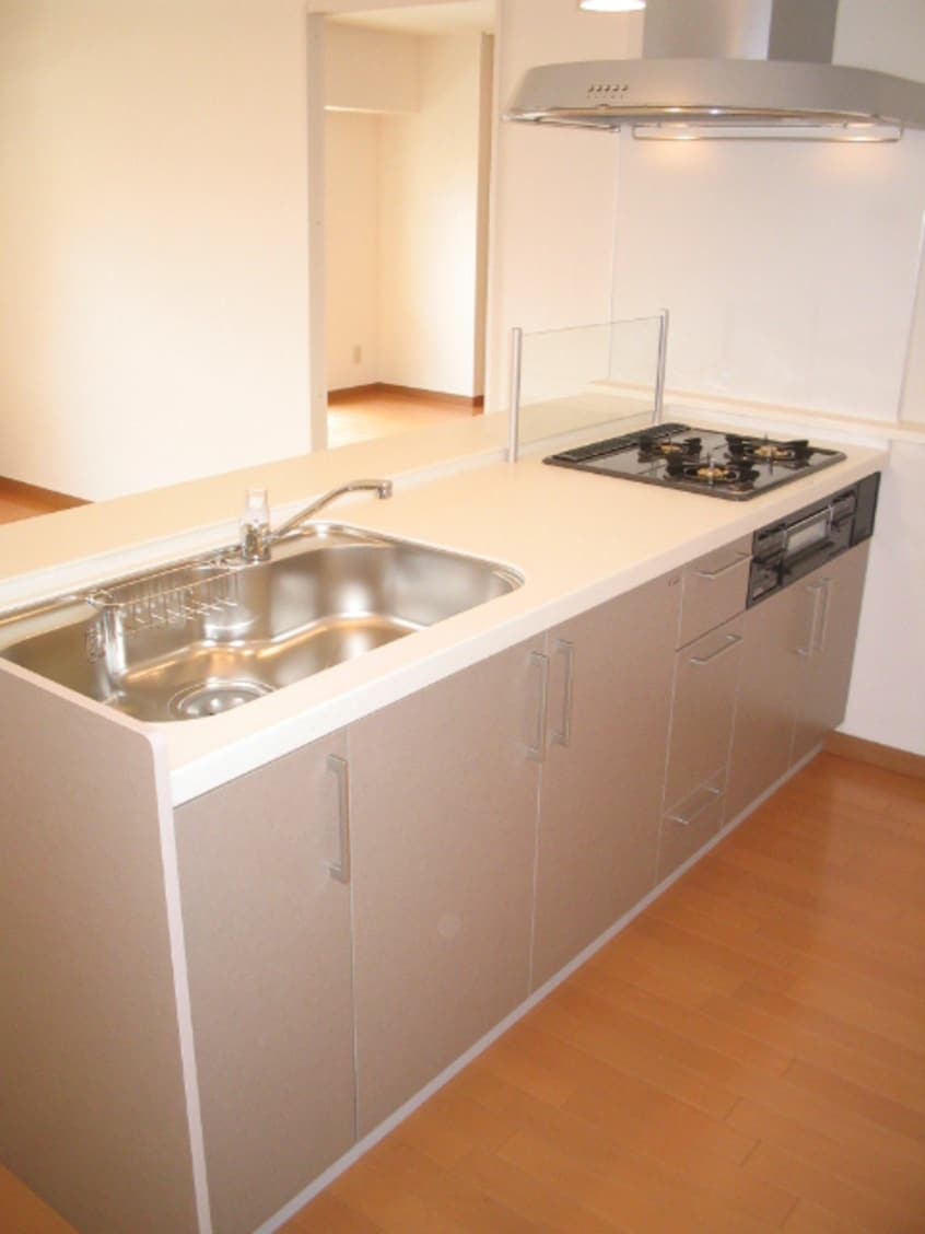 内観写真 ウエストリヴィエール