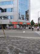 サンクス(コンビニ)まで150m ウエストリヴィエール