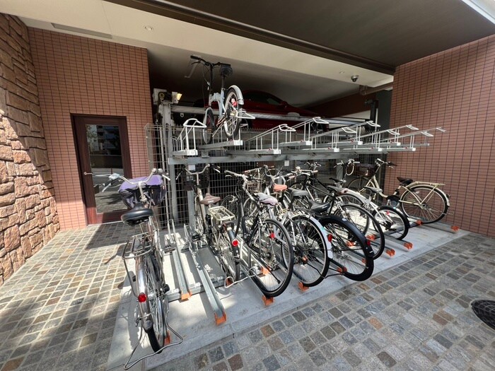 駐輪場 プレジオ緑地公園