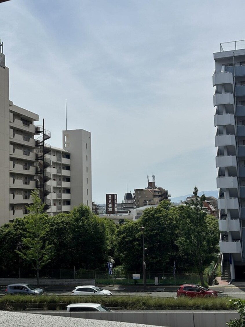 室内からの展望 プレジオ緑地公園