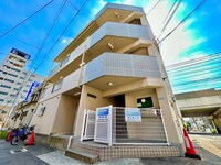 パウゼエフ