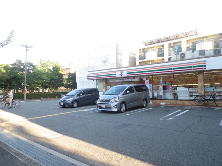 セブンイレブン南武庫之荘3丁目店(コンビニ)まで109m キャピタルビルド南武庫之荘