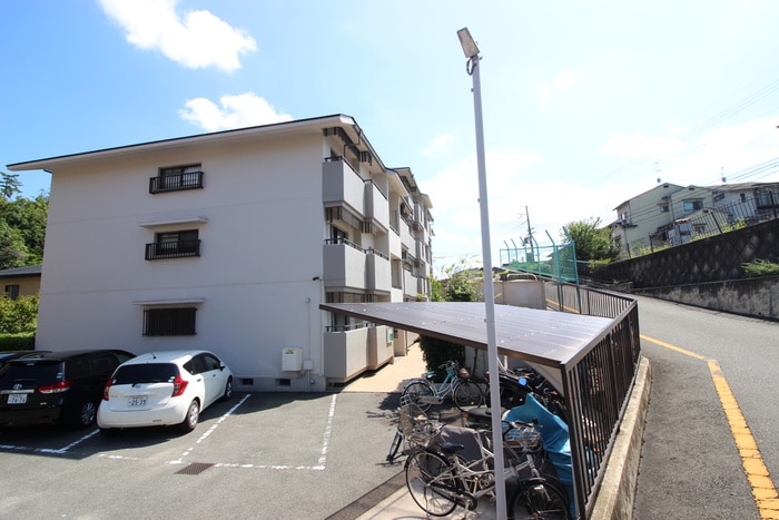 駐車場 メゾン宇多野