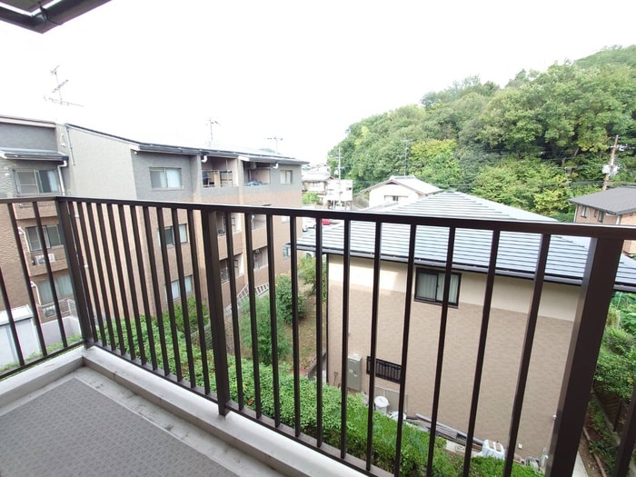 室内からの展望 メゾン宇多野