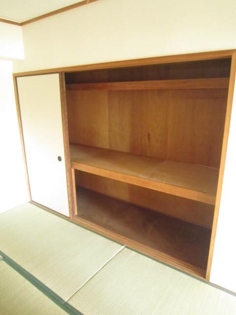 収納 マンションサンプラザ２