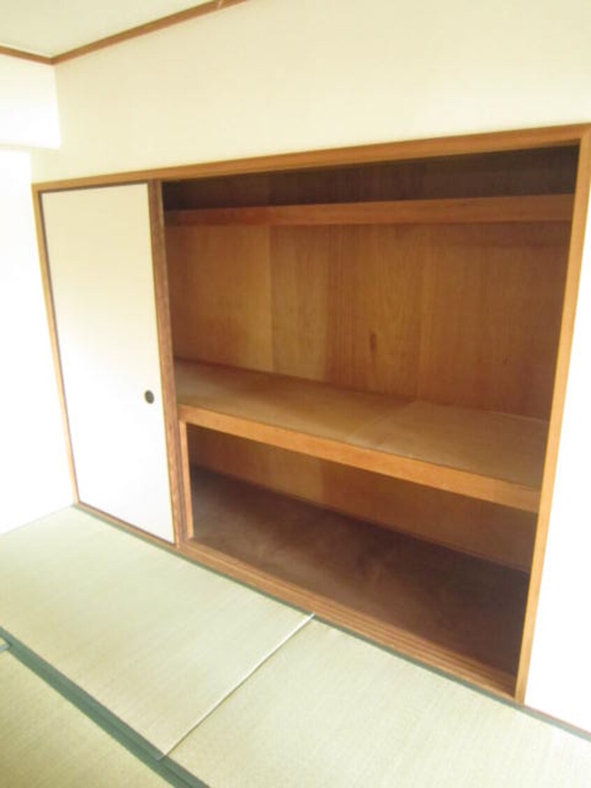 収納 マンションサンプラザ２