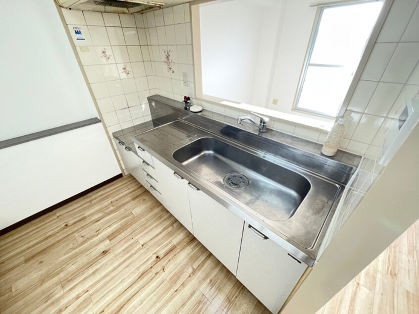 キッチン アビタシオン　アールデコ