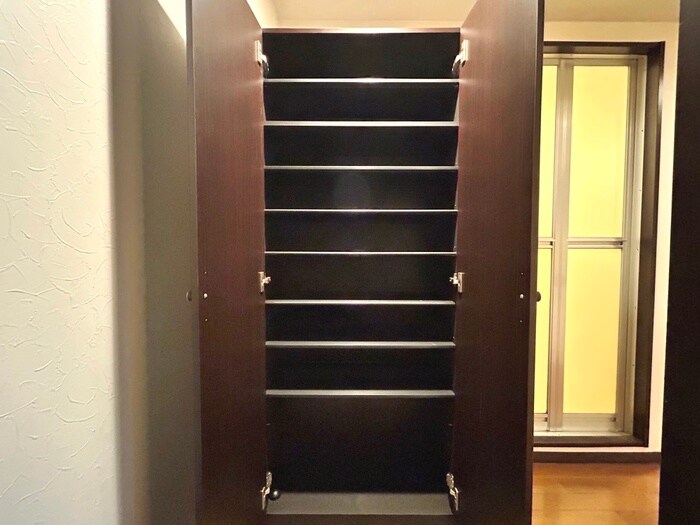 靴箱 オーネス緑地公園