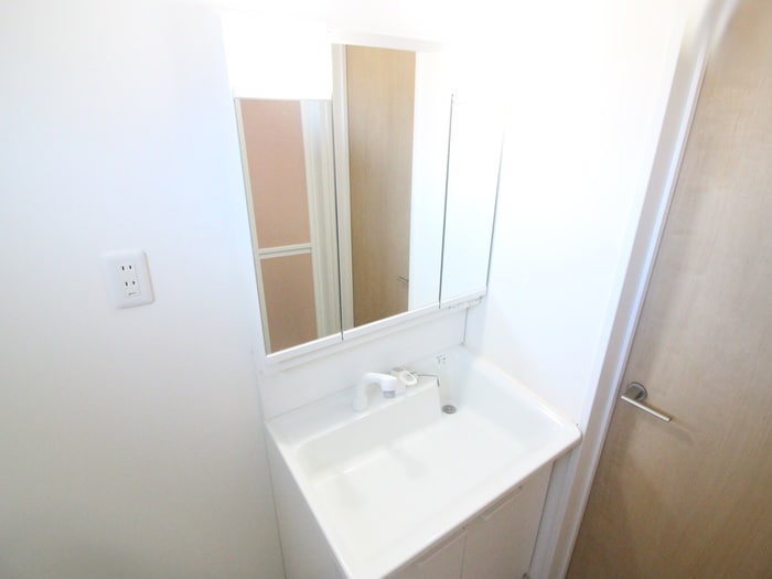 洗面 アドラブールヴィラ