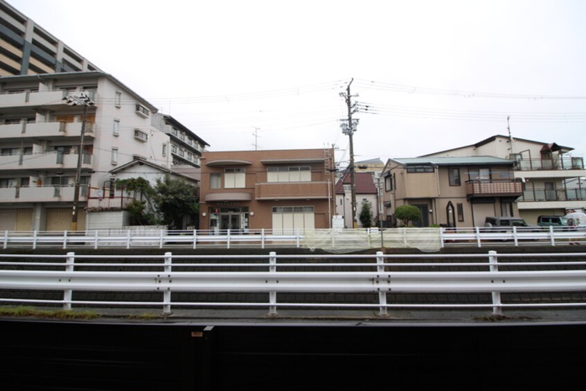 室内からの展望 セジュ－ル中田Ⅱ