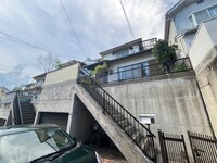 高槻市南平台　貸戸建