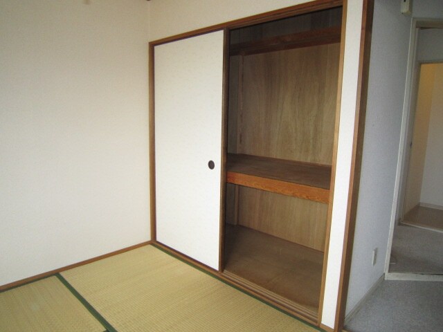 収納 ニッシンハイツ