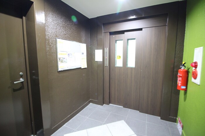 エントランス部分 GARNET RESIDENCE上桂