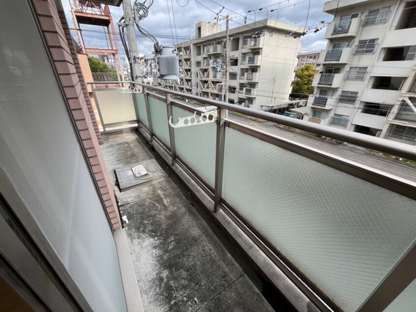 ベランダ・バルコニー クローバー・サウス江坂