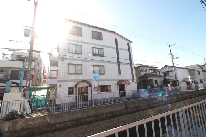 外観写真 エクセル鴻池