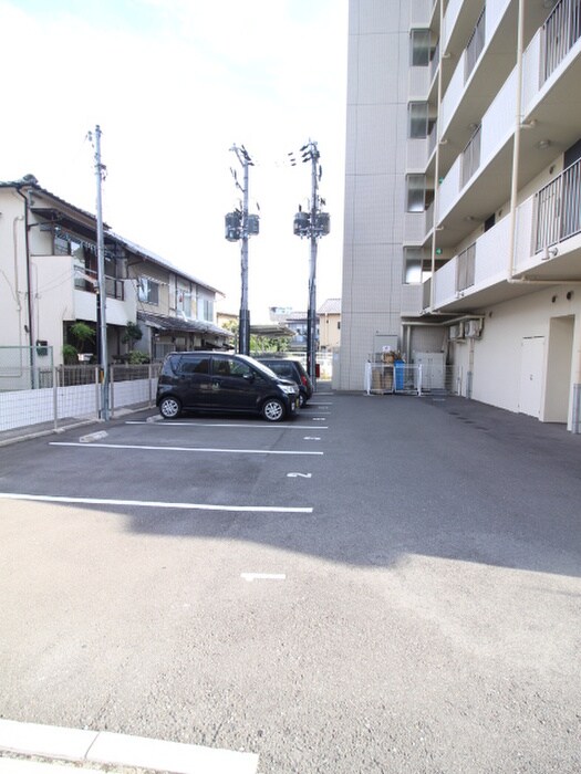 駐車場 モンテグランデ