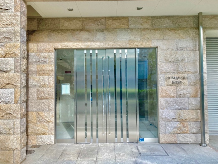 エントランス部分 プリマヴェ－ラ神戸