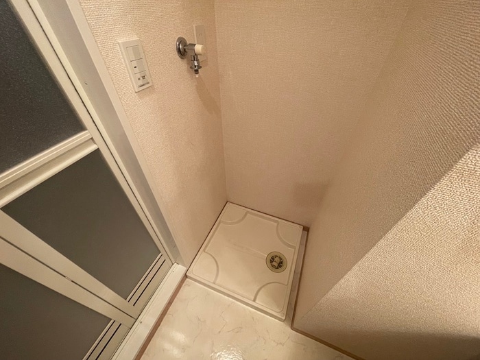 洗濯機置場 プリマヴェ－ラ神戸