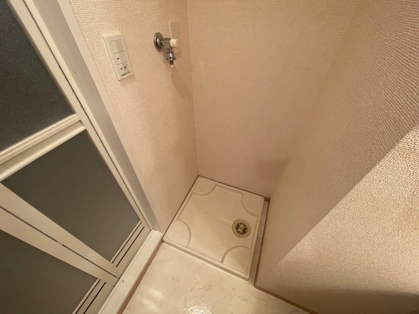 洗濯機置場 プリマヴェ－ラ神戸