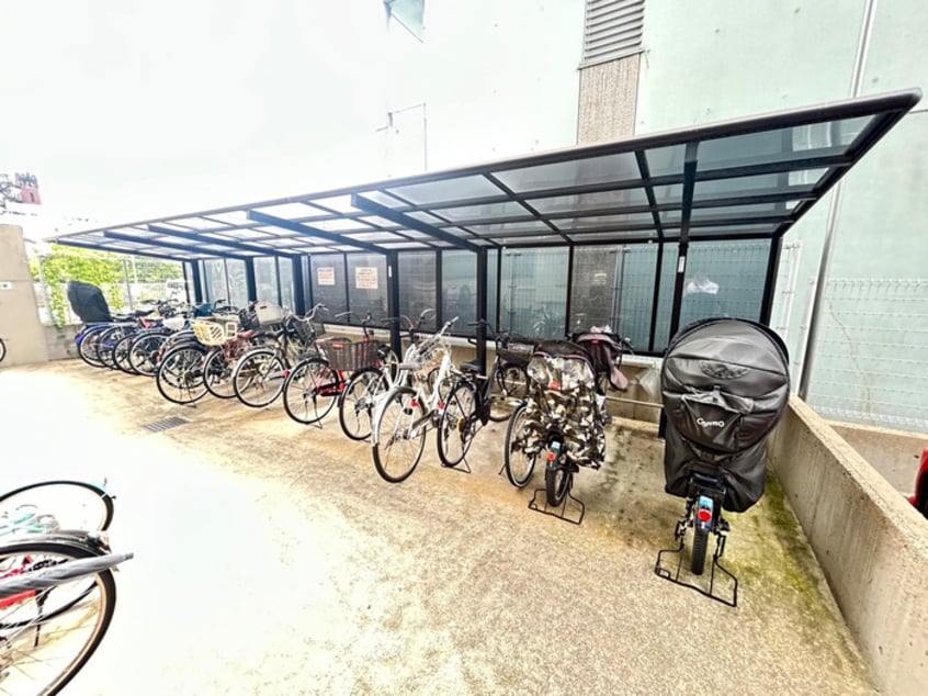 駐輪場 アビジット