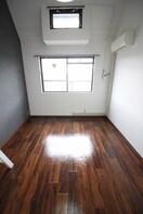 居室 ハイツ岡町北