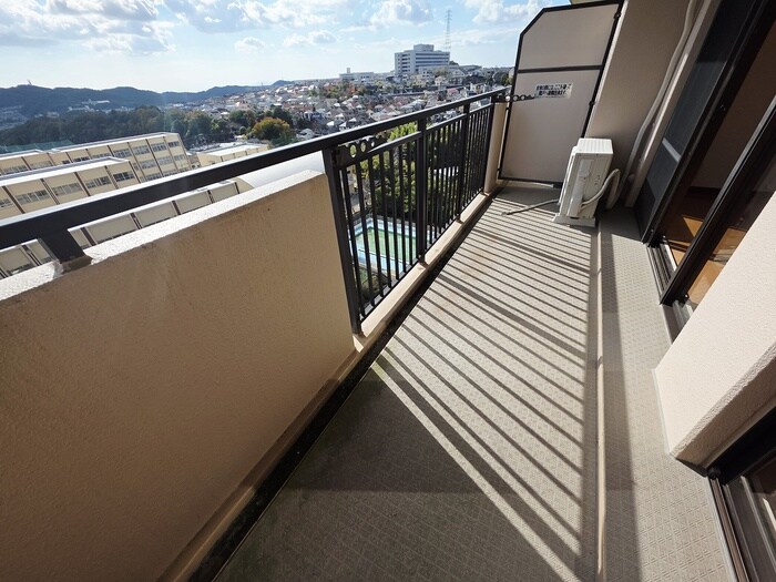 ベランダ・バルコニー ﾗｲｵﾝｽﾞﾏﾝｼｮﾝ北鈴蘭台第2　1103号