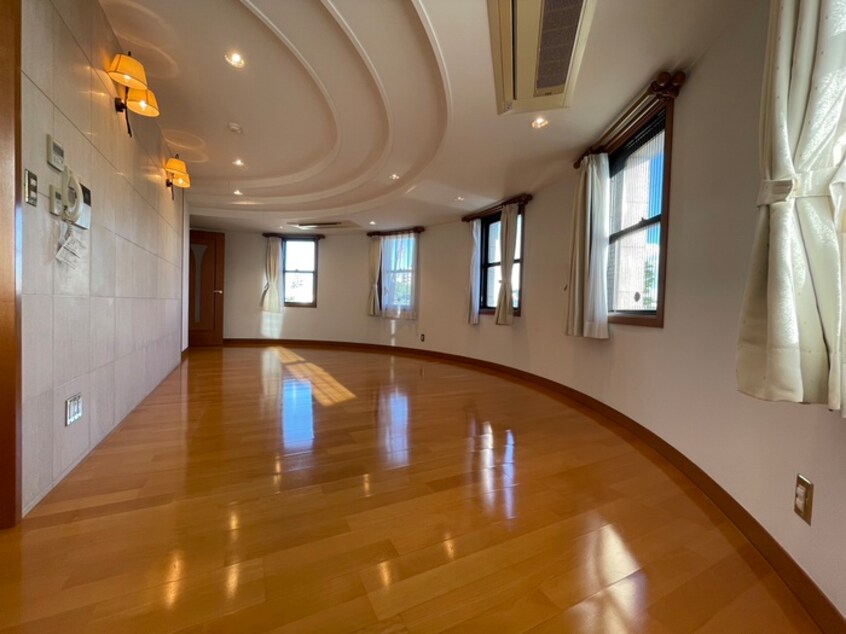 居室 シルバ－ウィリアムス