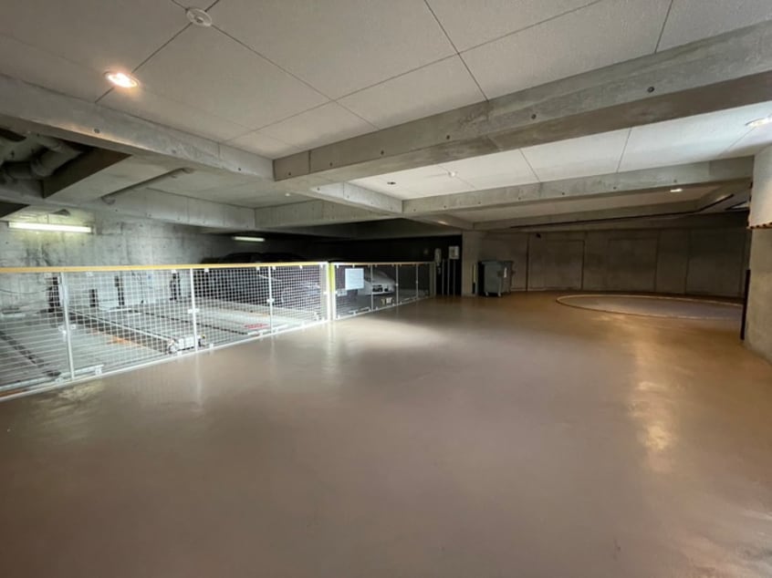 駐車場 シルバ－ウィリアムス