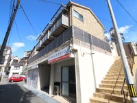 リノハイツ鈴蘭台　A棟