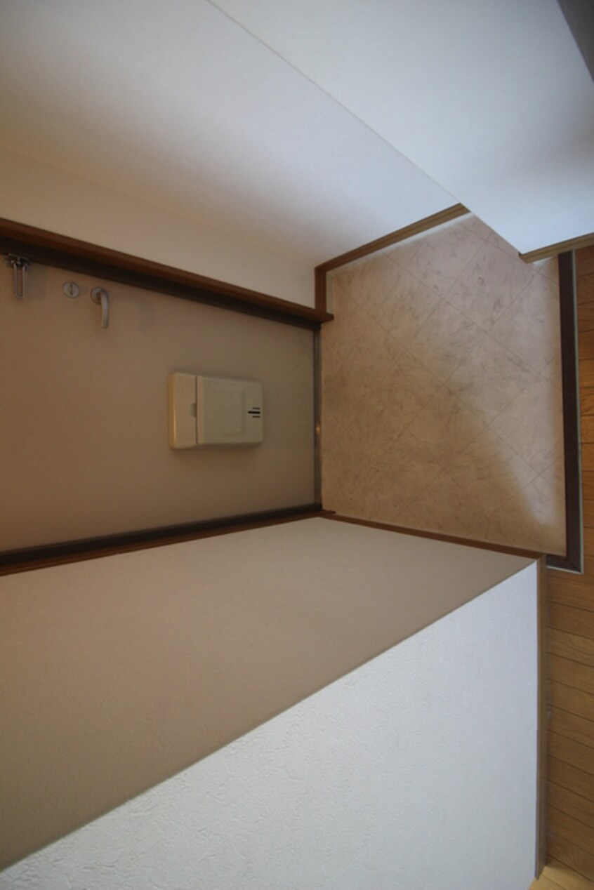 玄関 ＶＩＥＮＴ