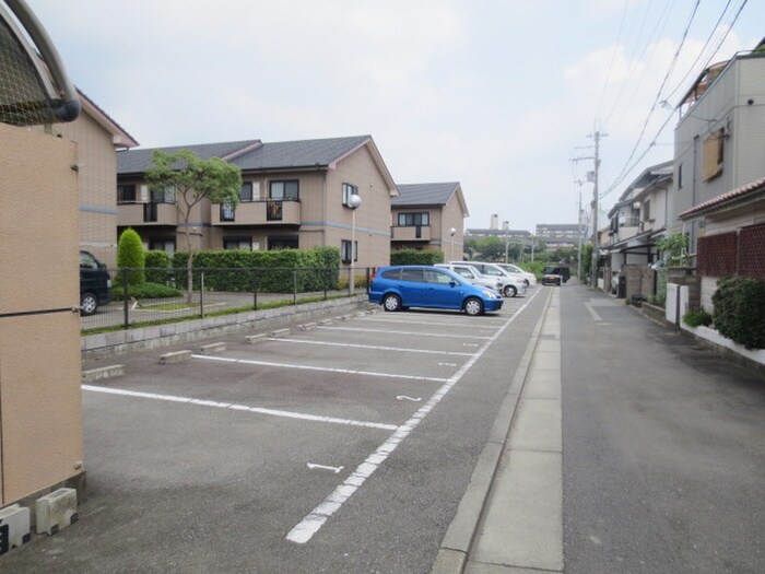 駐車場 グリ－ンコ－トＢ棟