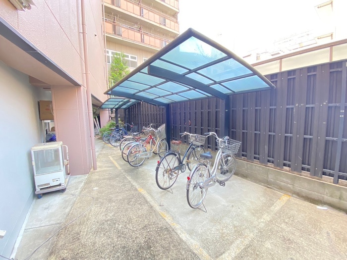 駐輪場 モデラート勝村