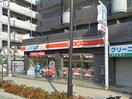 ローソンプラス　新森一丁目店(コンビニ)まで400m 関目タウンビル