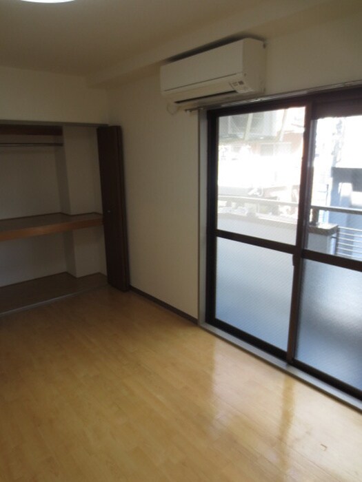 居室 ルブール城東