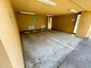 駐車場 イ－ストゲ－ト神戸