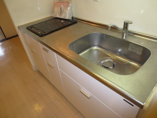 キッチン ＢＲＡＶＩ　南船場