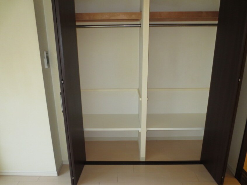 収納 ＢＲＡＶＩ　南船場