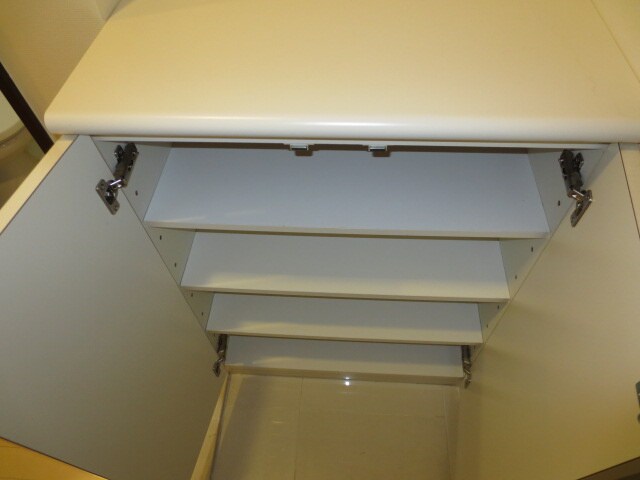 靴箱 ＢＲＡＶＩ　南船場