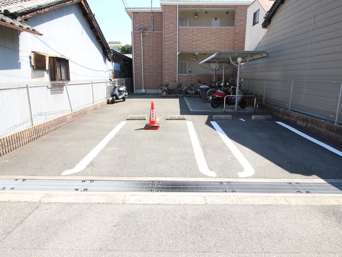 駐車場 ハ－ヴェストⅢ