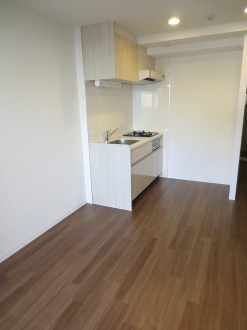 居室 Premiere Maison (ﾌﾟﾙﾐｴ-ﾙﾒｿﾞﾝ)