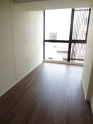 居室 Premiere Maison (ﾌﾟﾙﾐｴ-ﾙﾒｿﾞﾝ)