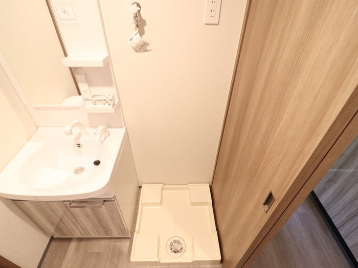 洗濯機置場 レーヴメゾン尼崎大物