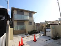 ﾗ･ﾌﾟﾙﾐｴｰﾙ　シャーメゾン