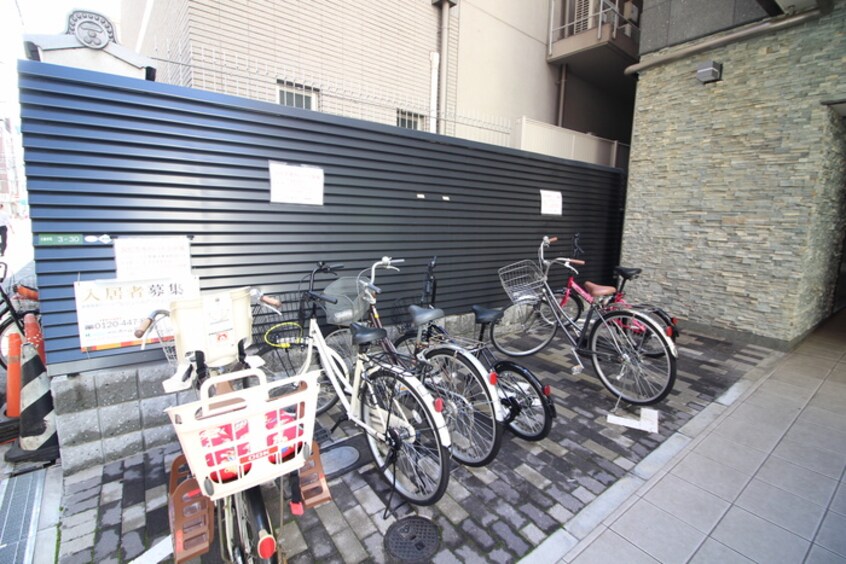 駐輪場 ﾚｼﾞｭｰﾙｱｯｼｭ梅田AXIA(1502)
