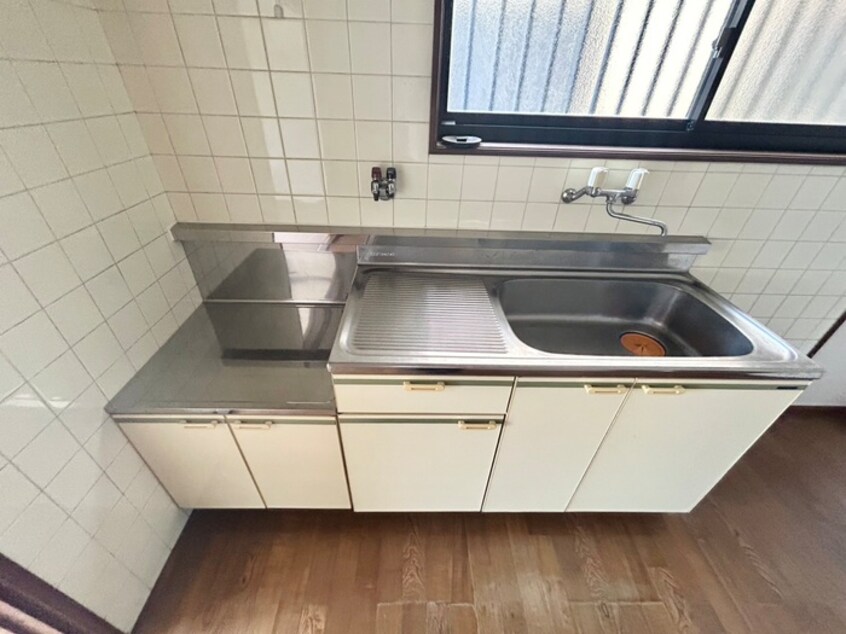 キッチン ＹＯＫハイムⅡ(１０号・１１号)