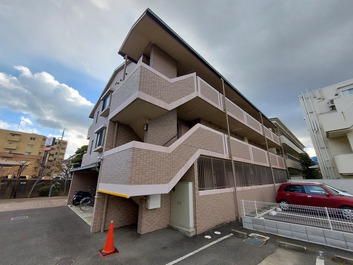 外観写真 サンロイヤル　スミ