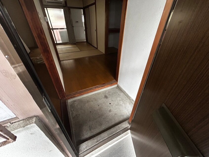 玄関 藤田荘